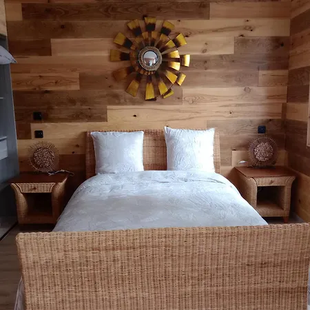 Et Table D'hote Au Coin De La Cite 卡尔卡松